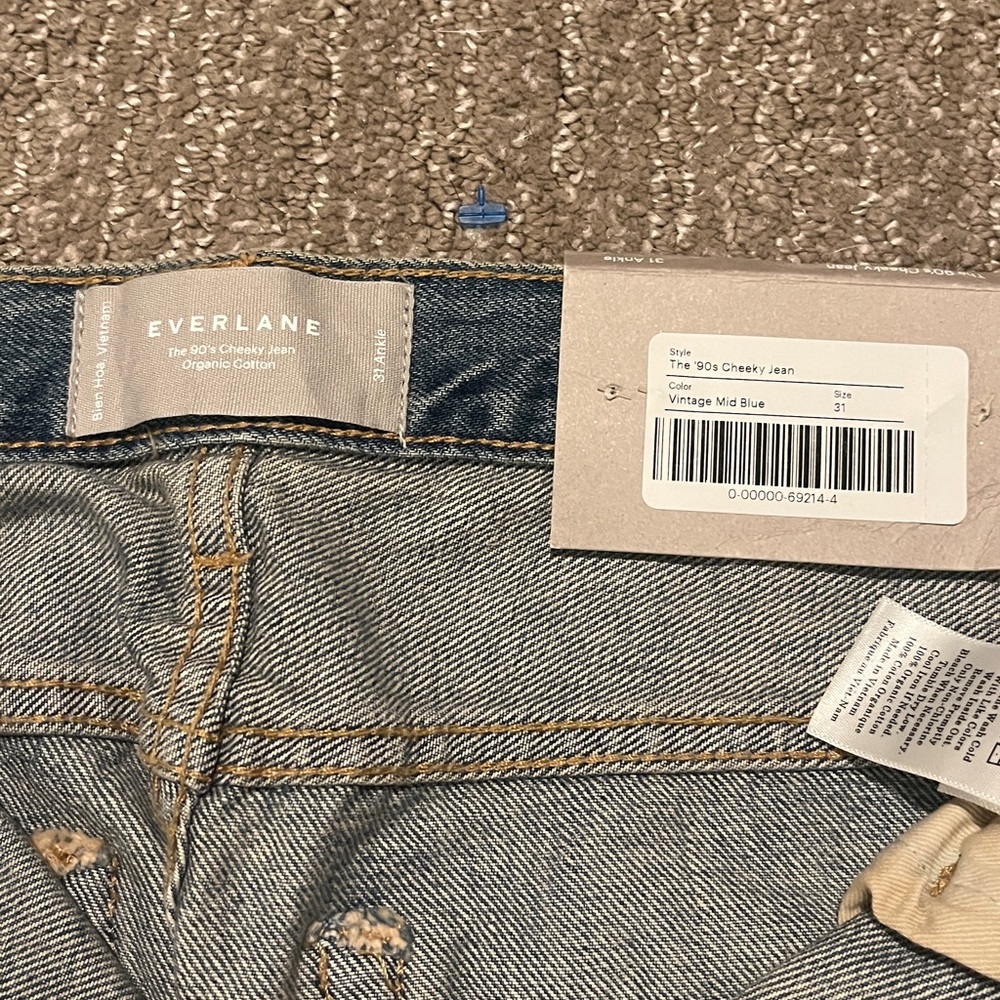 Everlane 90’s cheeky Jean in vintage mid blue nwt - Picture 3 of 10